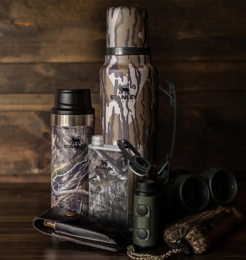 Termos LEGENDARY CLASSIC - BOTTOMLAND 1L / Stanley Termos LEGENDARY CLASSIC - BOTTOMLAND 1L / Stanley