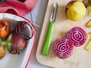 Opinel Les Essentiels Obieraczka Peeler Green