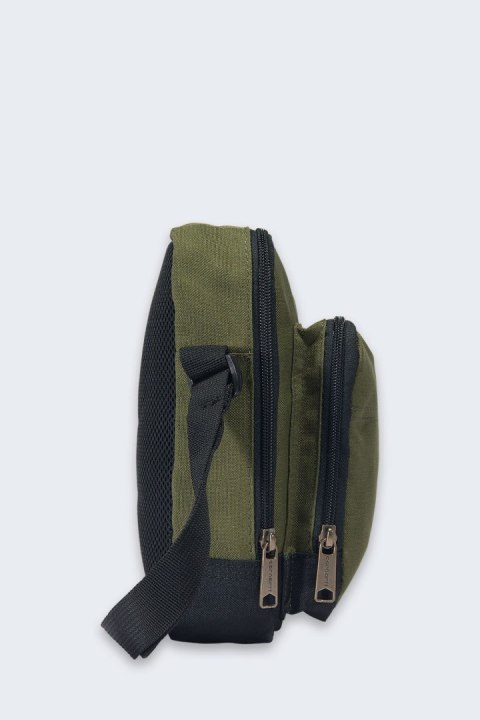 Saszetka Carhartt Crossbody Zip Basil Saszetka Carhartt Crossbody Zip Basil