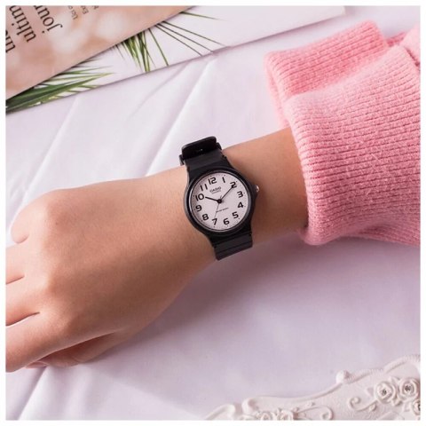 ZEGAREK UNISEX CASIO MQ-24-7B + BOX ZEGAREK UNISEX CASIO MQ-24-7B + BOX