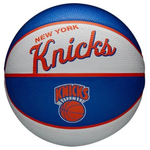 Piłka Wilson Team Retro New York Knicks Mini Ball WTB3200XBNYK Piłka Wilson Team Retro New York Knicks Mini Ball WTB3200XBNYK