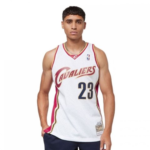Koszulka Mitchell & Ness NBA Swingman Jersey Cavaliers 03 Lebron James M SMJYCP19209-CCAWHIT03LJA Koszulka Mitchell & Ness NBA Swingman Jersey Cavaliers 03 Lebron James M SMJYCP19209-CCAWHIT03LJA