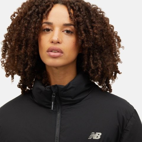 Kurtka New Balance W WJ34303BK Kurtka New Balance W WJ34303BK