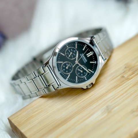 ZEGAREK DAMSKI CASIO LTP-V300D-1A (zd566g) + BOX ZEGAREK DAMSKI CASIO LTP-V300D-1A (zd566g) + BOX
