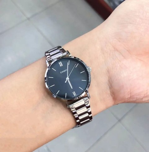 ZEGAREK DAMSKI CASIO LTP-VT02D-1A KLASYKA + BOX ZEGAREK DAMSKI CASIO LTP-VT02D-1A KLASYKA + BOX