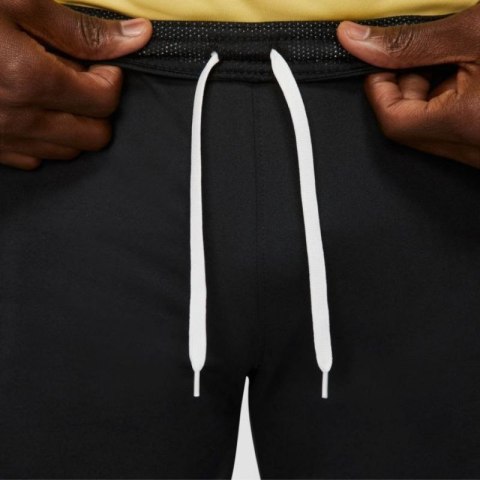 Spodenki Nike NK Dry Academy M18 KZ FPJB M CZ0977 011 Spodenki Nike NK Dry Academy M18 KZ FPJB M CZ0977 011