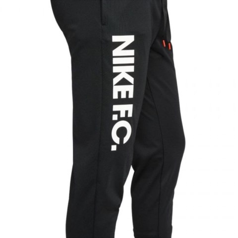 Spodnie Nike NK Dri-Fit FC Liber M DC9016 010 Spodnie Nike NK Dri-Fit FC Liber M DC9016 010