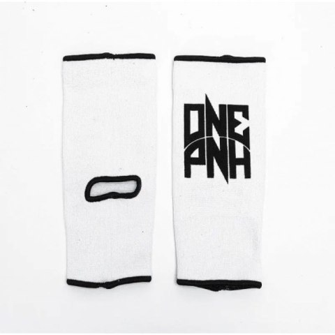 Elastyczny ochraniacz stawu skokowego "ONE PUNCH" 08256-01M Elastyczny ochraniacz stawu skokowego "ONE PUNCH" 08256-01M