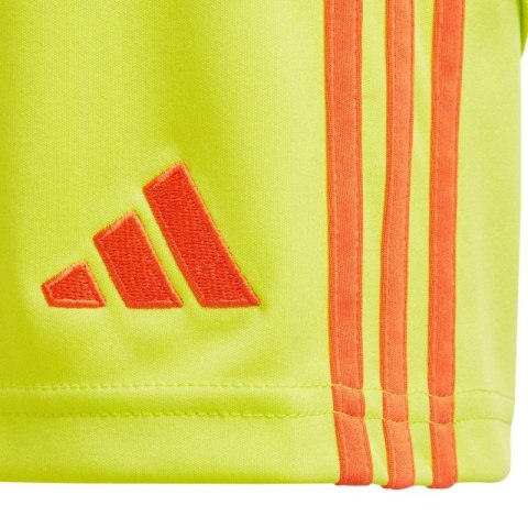 Spodenki adidas Tiro 24 Jr IT2421 Spodenki adidas Tiro 24 Jr IT2421