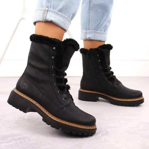 Buty z futerkiem Rieker W 72625-00 RKR714