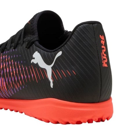 Buty piłkarskie Puma Future 8 Play TT M 108378 01 Buty piłkarskie Puma Future 8 Play TT M 108378 01