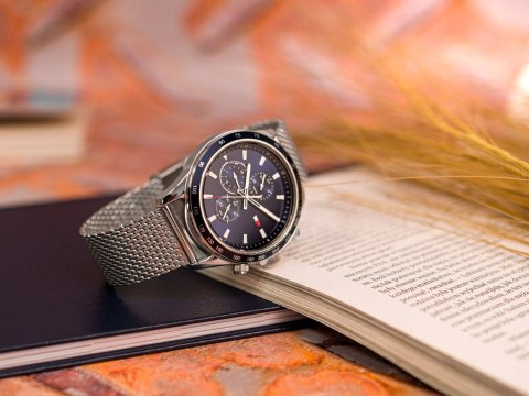 ZEGAREK MĘSKI TOMMY HILFIGER 1792018 Miles (zf113a) + BOX ZEGAREK MĘSKI TOMMY HILFIGER 1792018 Miles (zf113a) + BOX