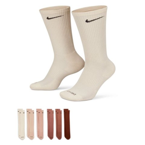 Skarptey Nike Everyday Plus Cushioned Multicolor SX6897-904 Skarptey Nike Everyday Plus Cushioned Multicolor SX6897-904