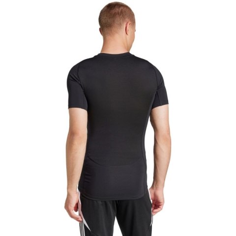 Koszulka adidas Techfit Short Sleeve Tee M JP4674